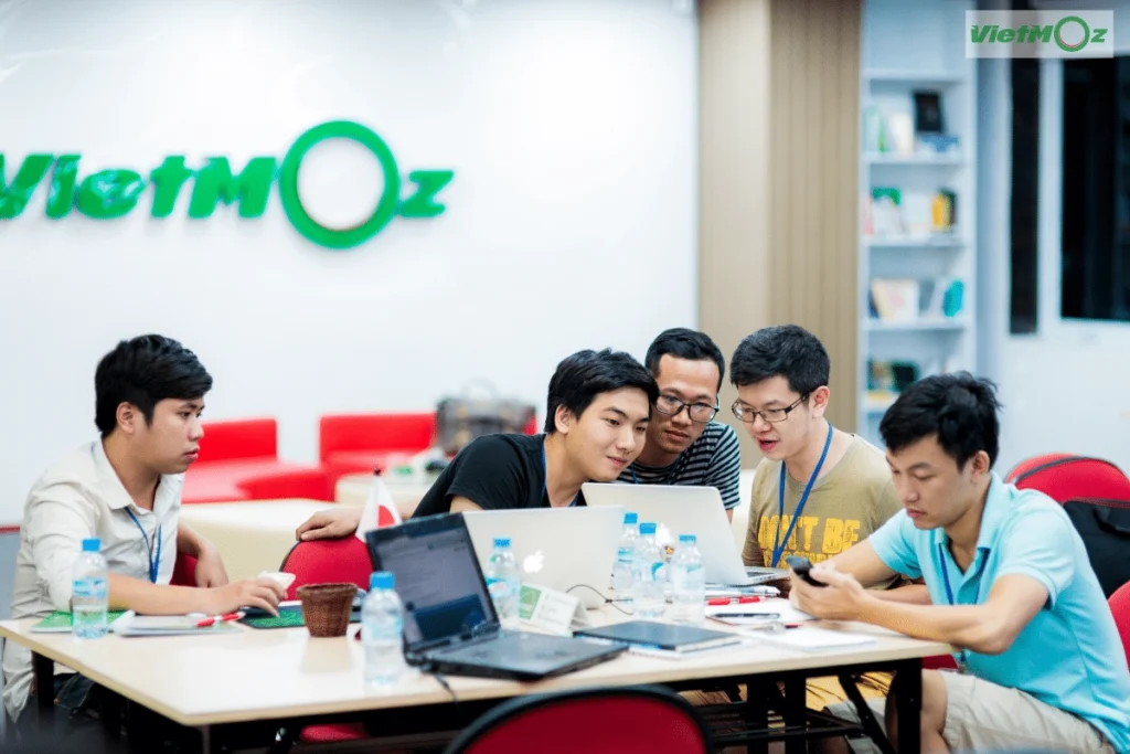 Công ty VietMoz